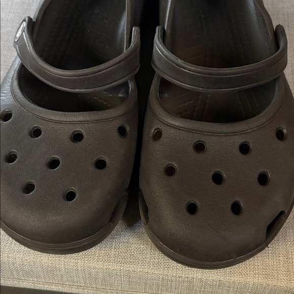 CROCS for Women size 8 - Picture 2 of 7